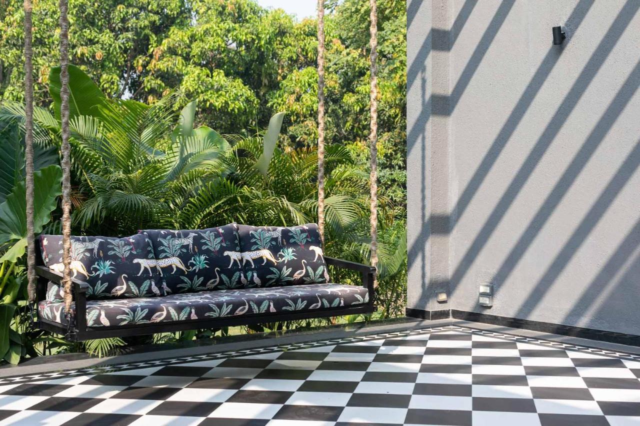 Stayvista At The Charcoal Villa Luxury Collection Alībāg Exteriér fotografie