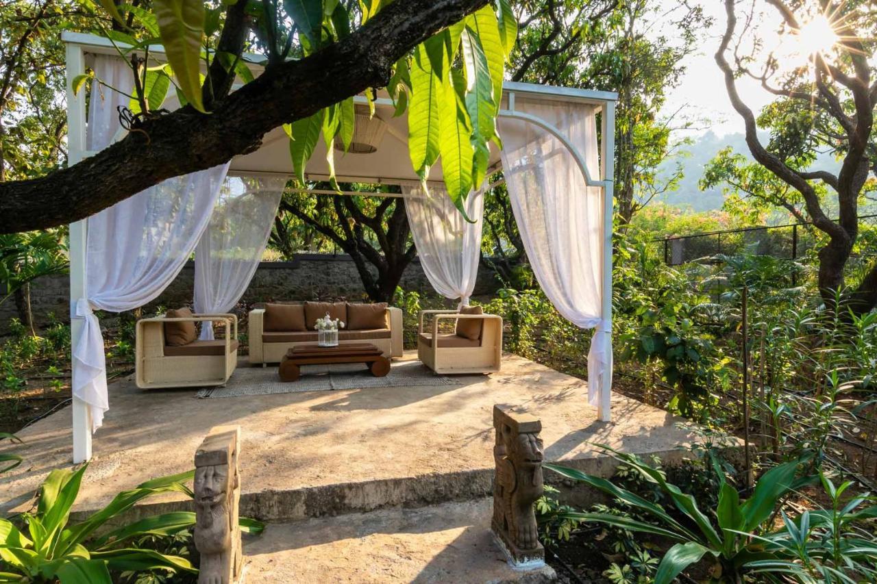 Stayvista At The Charcoal Villa Luxury Collection Alībāg Exteriér fotografie