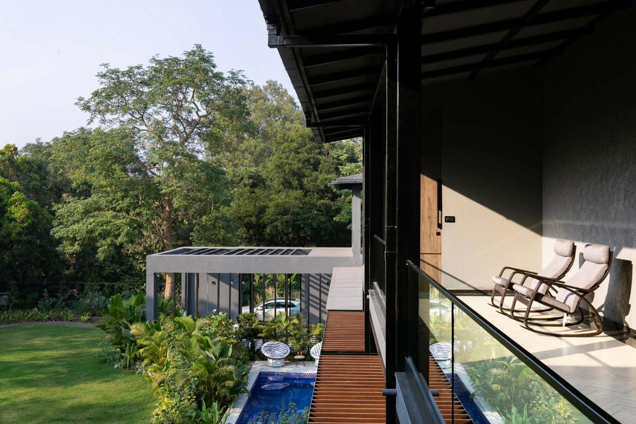 Stayvista At The Charcoal Villa Luxury Collection Alībāg Exteriér fotografie