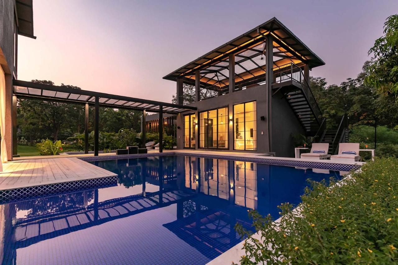 Stayvista At The Charcoal Villa Luxury Collection Alībāg Exteriér fotografie